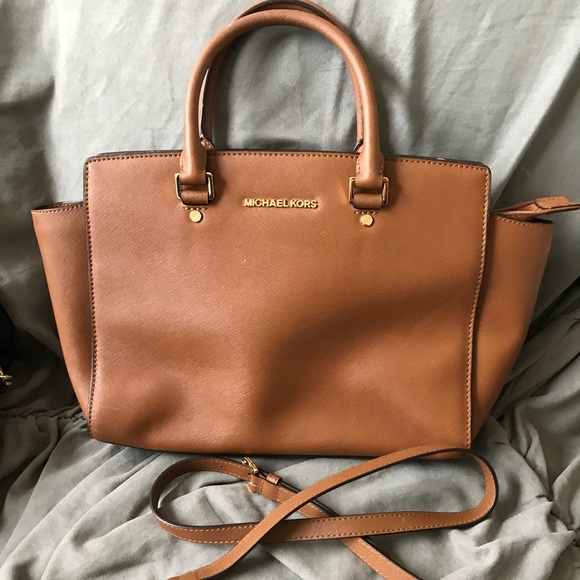 Michael Kors brown leather crossbody - Picture 1 of 5